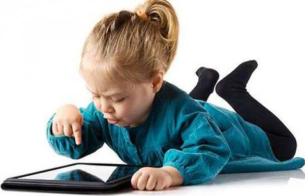Ребенок берется за планшет - Хитрости для родителей FlexyMind